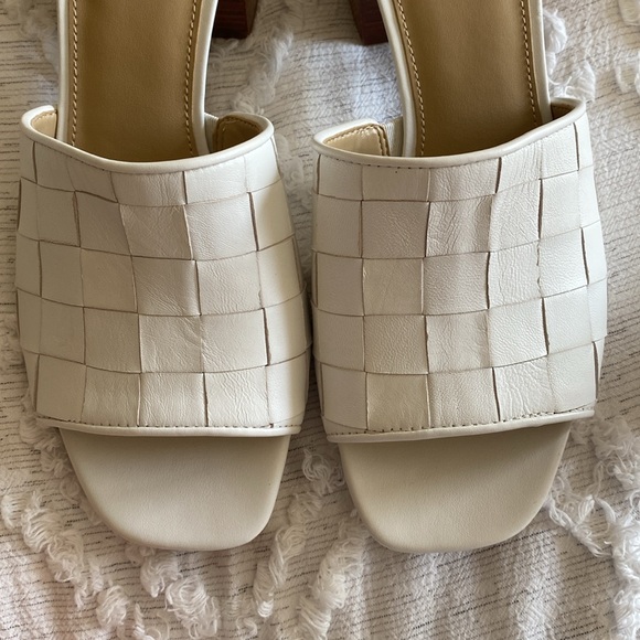 Michael Kors Ingrid woven leather Mules size 7 - Picture 4 of 5